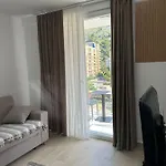 Hotel Aral - Gate *