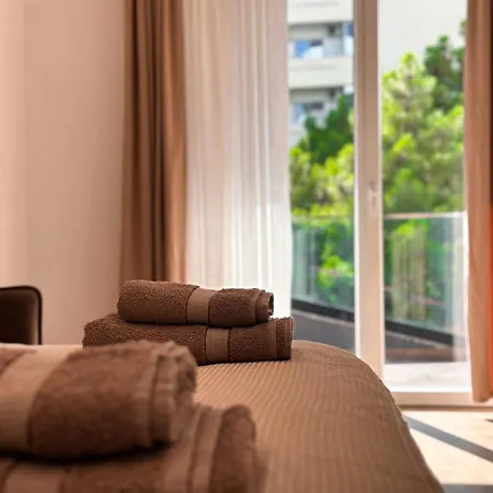 Aral - Gate فندق *