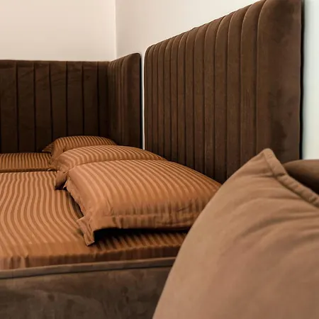 فندق Aral - Gate Shëngjin