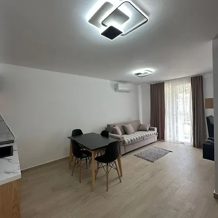Hotel Aral - Gate Shengjin