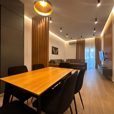 Aral - Gate Hotel Shengjin