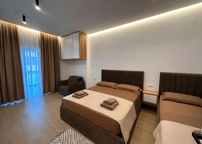 Aral - Gate Hotel *