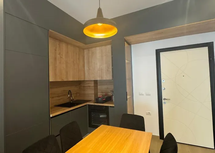Aral - Gate Hotel Shengjin (Lezhe)